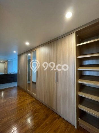 Disewakan! Rumah 4 Kamar Tidur &
3 Kamar Mandi di Kemang, Jakarta Selatan Disewakan! Rumah 4 Kamar Tidur &
3 Kamar Mandi di Kemang, Jakarta Selatan