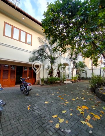 Disewakan! Rumah 4 Kamar Tidur &
4 Kamar Mandi di Kemang, Jakarta Selatan Disewakan! Rumah 4 Kamar Tidur &
4 Kamar Mandi di Kemang, Jakarta Selatan