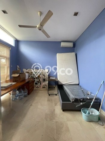 Hunian Minimalis dengan LT 468m2 & LB 480m2 Dikontrakkan di Kemang Hunian Minimalis dengan LT 468m2 & LB 480m2 Dikontrakkan di Kemang