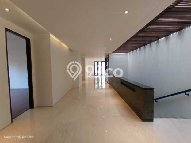 Hunian Minimalis Untuk Disewakan di Permata Hijau Jakarta Selatan 4 KT & 3 KM Hunian Minimalis Untuk Disewakan di Permata Hijau Jakarta Selatan 4 KT & 3 KM