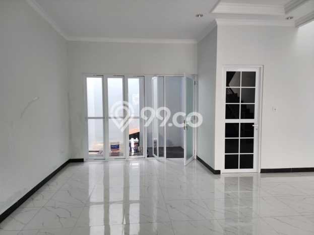 Rumah dua Lantai Jatiwaringin Rumah dua Lantai Jatiwaringin