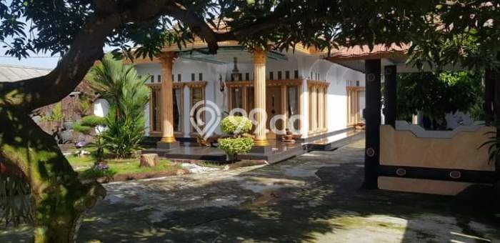 Rumah Luas di Karawang Rumah Luas di Karawang