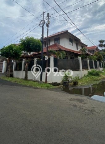 Rumah di Komplek Tanjung Barat Jakarta Rumah di Komplek Tanjung Barat Jakarta