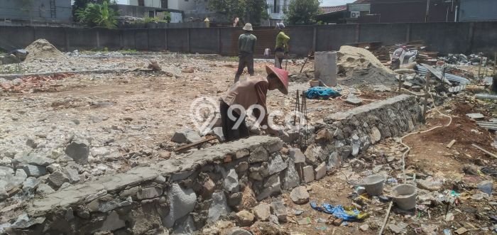 Jual Rumah Eksklusif 3 KT di Pondok Kelapa, Jakarta Timur Jual Rumah Eksklusif 3 KT di Pondok Kelapa, Jakarta Timur