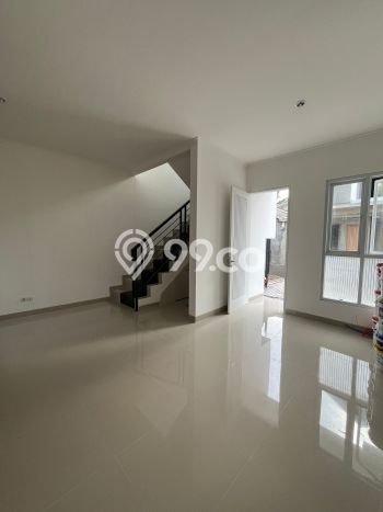 Rumah Luas Asri 3 KT Siap Huni di Jatiwaringin Bekasi Rumah Luas Asri 3 KT Siap Huni di Jatiwaringin Bekasi