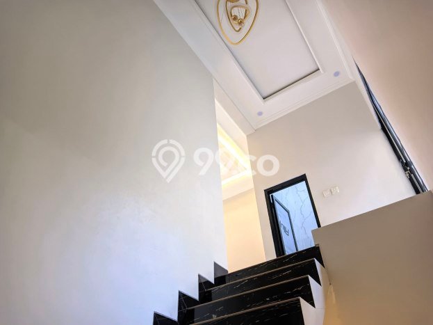 Jual Rumah Strategis Bagus Punya 4 KT di Pancoran Mas Depok SHM Jual Rumah Strategis Bagus Punya 4 KT di Pancoran Mas Depok SHM