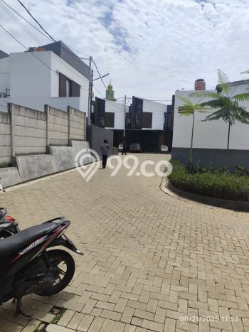Jual Rumah Minimalis Bagus Punya 3 KT di Ciputat Tangerang Selatan SHM Jual Rumah Minimalis Bagus Punya 3 KT di Ciputat Tangerang Selatan SHM