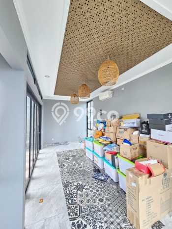 Ready to Use! Premium House LT 126m2 Desain Modern di Harapan Indah Ready to Use! Premium House LT 126m2 Desain Modern di Harapan Indah