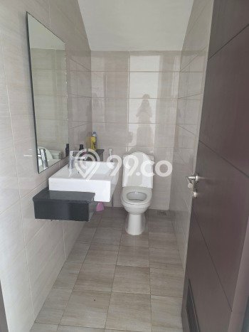 Rumah Kontrakan Jakarta Utara LT 300m2 LB 500m2 Area Golf Island Rumah Kontrakan Jakarta Utara LT 300m2 LB 500m2 Area Golf Island