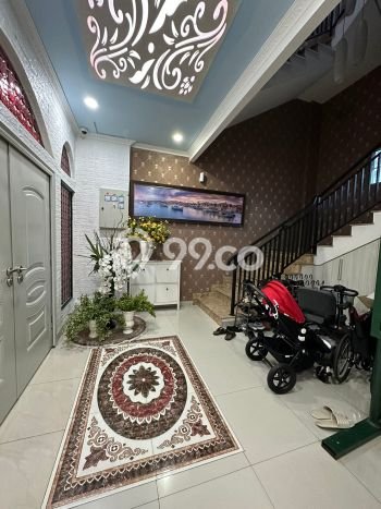 Rumah Elit Modern Siap Huni di Pantai Indah Kapuk Jakarta Utara Rumah Elit Modern Siap Huni di Pantai Indah Kapuk Jakarta Utara