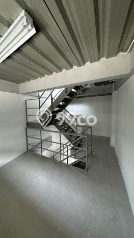 Gudang Bagus Dijual LB 366m2 Lokasi Strategis Jakarta Barat Area Cocok untuk Berbisnis Gudang Bagus Dijual LB 366m2 Lokasi Strategis Jakarta Barat Area Cocok untuk Berbisnis