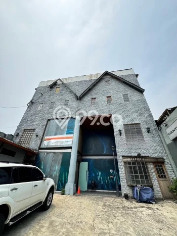 Unit Ruko Disewakan di Pluit di Area Ramai & Strategis Unit Ruko Disewakan di Pluit di Area Ramai & Strategis