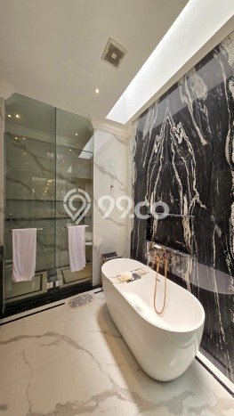 Rumah Strategis 4 Kamar Tidur dan 5 Kamar Mandi di Lokasi Strategis Pantai Indah Kapuk, Jakarta Utara Rumah Strategis 4 Kamar Tidur dan 5 Kamar Mandi di Lokasi Strategis Pantai Indah Kapuk, Jakarta Utara