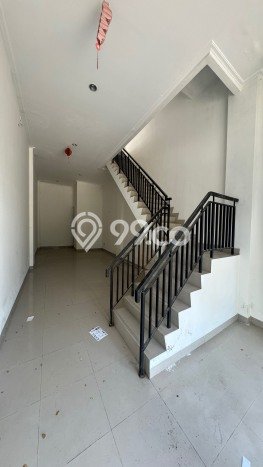Unit Ruko Dijual di Jakarta Utara LT 81m2 & LB 364m2 Unit Ruko Dijual di Jakarta Utara LT 81m2 & LB 364m2