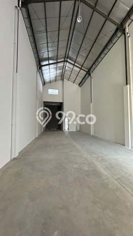 Gudang Bagus Dijual LB 366m2 Lokasi Strategis Jakarta Barat Area Cocok untuk Berbisnis Gudang Bagus Dijual LB 366m2 Lokasi Strategis Jakarta Barat Area Cocok untuk Berbisnis