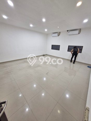 Gudang For Rent di Dadap, Luas 936m², Area Bisnis, Akses Strategis Gudang For Rent di Dadap, Luas 936m², Area Bisnis, Akses Strategis