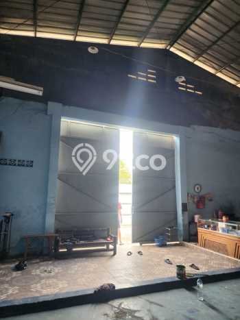 Gudang Disewa di Jakarta Barat dengan LB 420m2 Area Komersial Ramai Gudang Disewa di Jakarta Barat dengan LB 420m2 Area Komersial Ramai
