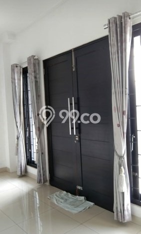 PROMO SPESIAL! Dijual Rumah Berkualitas di Taman Surya, Jakarta Barat, LT 250m² LB 500m² PROMO SPESIAL! Dijual Rumah Berkualitas di Taman Surya, Jakarta Barat, LT 250m² LB 500m²