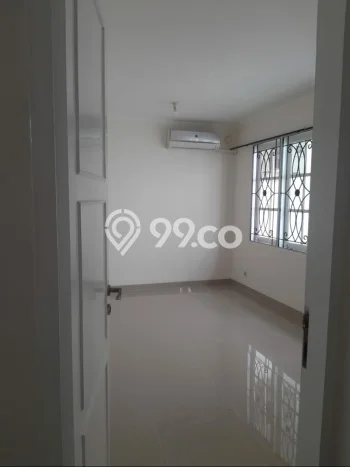 BEST CHOICE! Rumah kawasan Daan Mogot, 3 KT, Akses Sekolah, Luas 107m² LB 205m² BEST CHOICE! Rumah kawasan Daan Mogot, 3 KT, Akses Sekolah, Luas 107m² LB 205m²