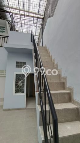 HARGA TERBAIK! Rumah area Taman Surya, 4 KT, Lingkungan Sejuk, LT 160m² Bangunan 150m² HARGA TERBAIK! Rumah area Taman Surya, 4 KT, Lingkungan Sejuk, LT 160m² Bangunan 150m²