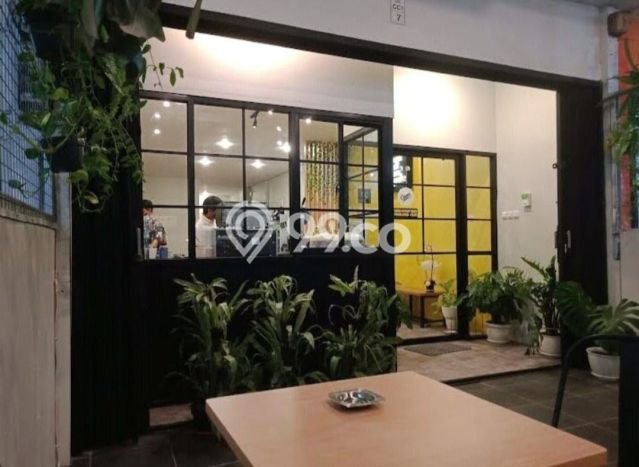 LOKASI PREMIUM! Ruko Kawasan Taman Palem, Luas 120m², Area Niaga LOKASI PREMIUM! Ruko Kawasan Taman Palem, Luas 120m², Area Niaga
