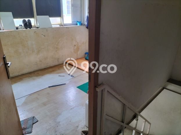 LOKASI STRATEGIS! Gudang For Rent Kawasan Daan Mogot, Luas 216m², Lokasi Niaga LOKASI STRATEGIS! Gudang For Rent Kawasan Daan Mogot, Luas 216m², Lokasi Niaga