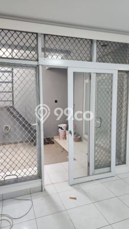 HOT DEAL! Rumah area Citra Garden, 2 KM, Area Strategis, Luas 200m² Bangunan 350m² HOT DEAL! Rumah area Citra Garden, 2 KM, Area Strategis, Luas 200m² Bangunan 350m²