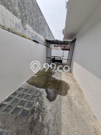 Rumah Tenang area Taman Palem, 3 KM, LT 200m² LB 250m² Rumah Tenang area Taman Palem, 3 KM, LT 200m² LB 250m²