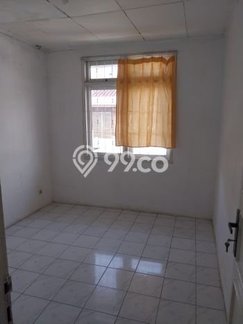 Disewakan Rumah Murah di Cengkareng Barat Jakarta Barat Punya 3 KT Disewakan Rumah Murah di Cengkareng Barat Jakarta Barat Punya 3 KT