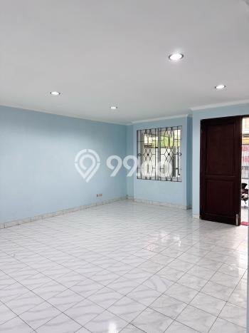 Rumah Modern Cantik 3 Kamar Bisa Langsung Pindah di Daan Mogot Rumah Modern Cantik 3 Kamar Bisa Langsung Pindah di Daan Mogot