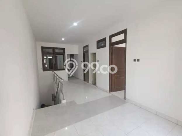 Rumah Berkualitas area Taman Palem, Jakarta Barat, LT 90m² Bangunan 124m² - HARGA NEGO! Rumah Berkualitas area Taman Palem, Jakarta Barat, LT 90m² Bangunan 124m² - HARGA NEGO!