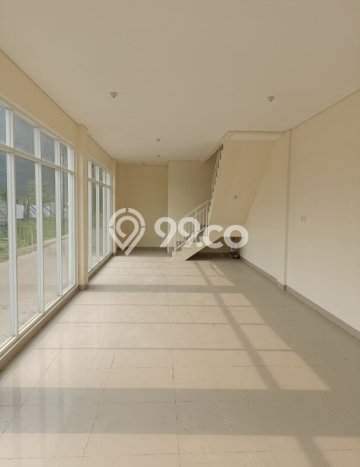 For Rent Ruko Strategis Kawasan Cengkareng, Luas 180m², Area Strategis For Rent Ruko Strategis Kawasan Cengkareng, Luas 180m², Area Strategis