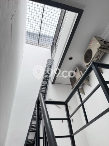Jual Rumah Modern 4 KT di Daan Mogot, Jakarta Barat Jual Rumah Modern 4 KT di Daan Mogot, Jakarta Barat