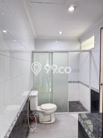 Jual Rumah Modern 4 KT di Daan Mogot, Jakarta Barat Jual Rumah Modern 4 KT di Daan Mogot, Jakarta Barat