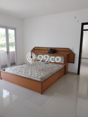 Rumah di Kalideres, Dekat Tol, 4 KT, Luas 280m2m² Bangunan 350m2m² Rumah di Kalideres, Dekat Tol, 4 KT, Luas 280m2m² Bangunan 350m2m²