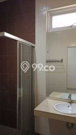 Rumah Strategis di Cengkareng Barat, Dekat Kawasan Bisnis, Jakarta Barat - LT 207m² Rumah Strategis di Cengkareng Barat, Dekat Kawasan Bisnis, Jakarta Barat - LT 207m²