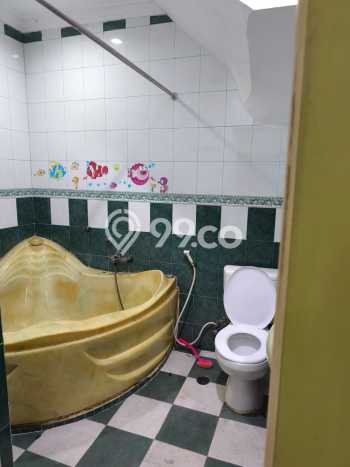 KESEMPATAN TERBAIK! Rumah di Cengkareng, 3 KM, Siap Huni, LT 120m² Bangunan 180m² KESEMPATAN TERBAIK! Rumah di Cengkareng, 3 KM, Siap Huni, LT 120m² Bangunan 180m²