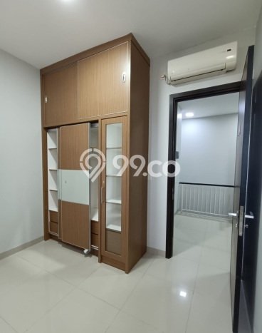 Rumah Sewa Jakarta Barat LT 114m2 LB 287m2 Kawasan Kalideres Rumah Sewa Jakarta Barat LT 114m2 LB 287m2 Kawasan Kalideres