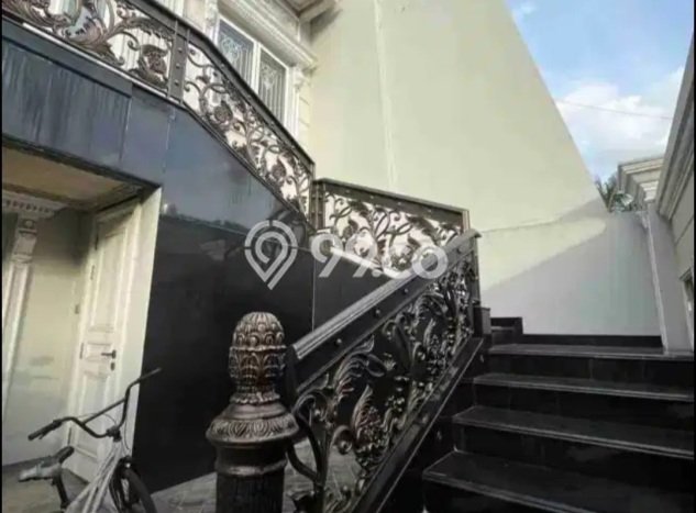 Siap Huni Rumah Mewah 6 Kamar di Cengkareng Dekat ke Mana Saja Siap Huni Rumah Mewah 6 Kamar di Cengkareng Dekat ke Mana Saja