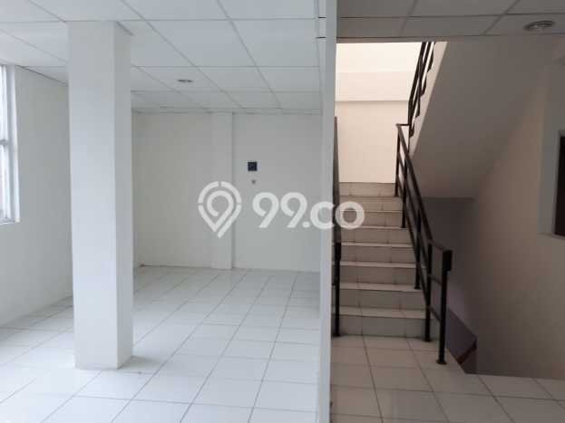 LOKASI PREMIUM! Gudang Area Bisnis di Pinang, Luas 364m², Siap Bisnis LOKASI PREMIUM! Gudang Area Bisnis di Pinang, Luas 364m², Siap Bisnis