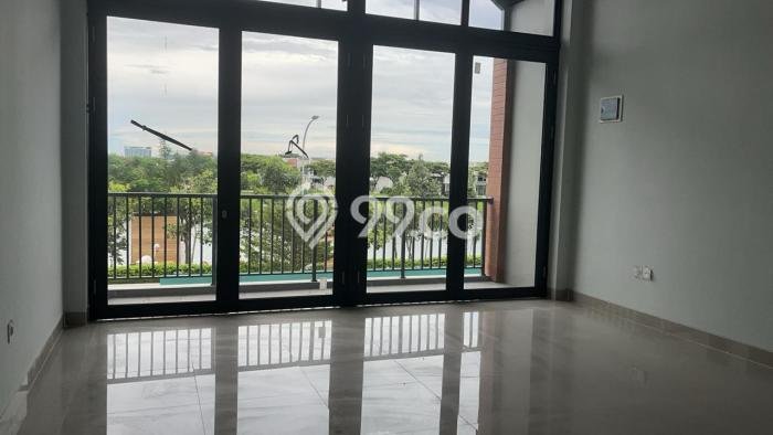 AREA POTENSIAL! Ruko di , Luas 100m2m², Pusat Perniagaan AREA POTENSIAL! Ruko di , Luas 100m2m², Pusat Perniagaan