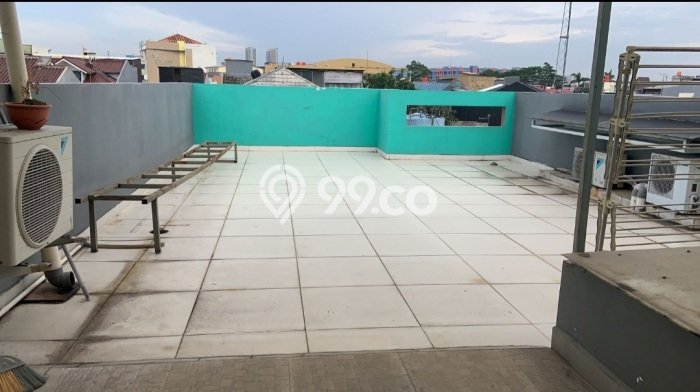 Jarang Ada! Rumah Sewa 3 Kamar Bagus Siap Huni Taman Surya Jarang Ada! Rumah Sewa 3 Kamar Bagus Siap Huni Taman Surya