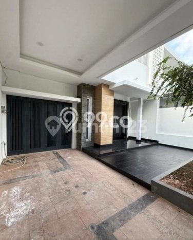 Rumah Disewakan Jakarta Utara LT 280m2 LB 560m2 Area Pantai Indah Kapuk Rumah Disewakan Jakarta Utara LT 280m2 LB 560m2 Area Pantai Indah Kapuk
