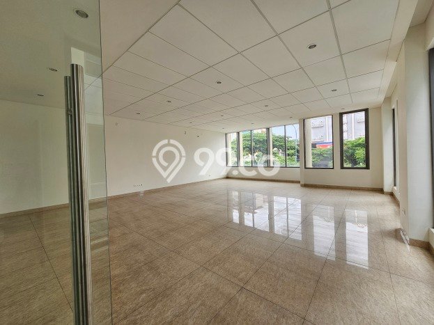 Ruko Bagus Dijual LB 653m2 Lokasi Strategis Tangerang Area Cocok untuk Bisnis Ruko Bagus Dijual LB 653m2 Lokasi Strategis Tangerang Area Cocok untuk Bisnis