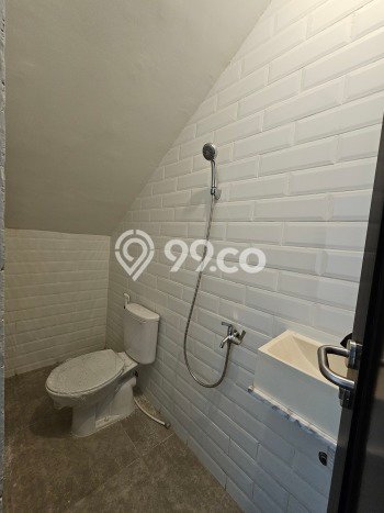 Dijual Hunian Rumah Terawat 3 Kamar di BSD Kencana Loka, Tangerang Dijual Hunian Rumah Terawat 3 Kamar di BSD Kencana Loka, Tangerang
