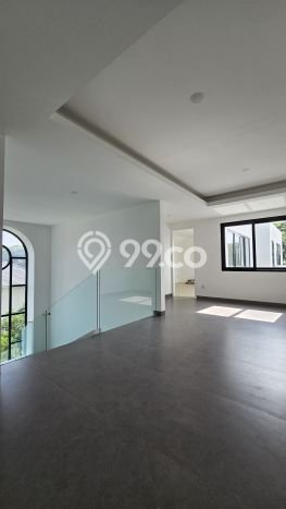 Rumah Mewah LB 720m2 Siap Huni Desain Elegan di Alam Sutera, Tangerang Rumah Mewah LB 720m2 Siap Huni Desain Elegan di Alam Sutera, Tangerang