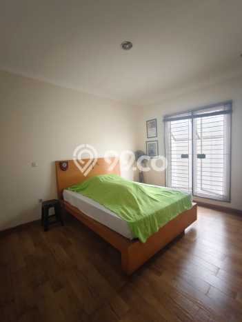 Rumah Elit Modern Tanpa Renovasi di Alam Sutera Tangerang Rumah Elit Modern Tanpa Renovasi di Alam Sutera Tangerang
