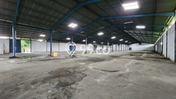 Gudang Disewa di Tangerang, Tangerang, LT 4500m2 / LB 3600m2 Gudang Disewa di Tangerang, Tangerang, LT 4500m2 / LB 3600m2