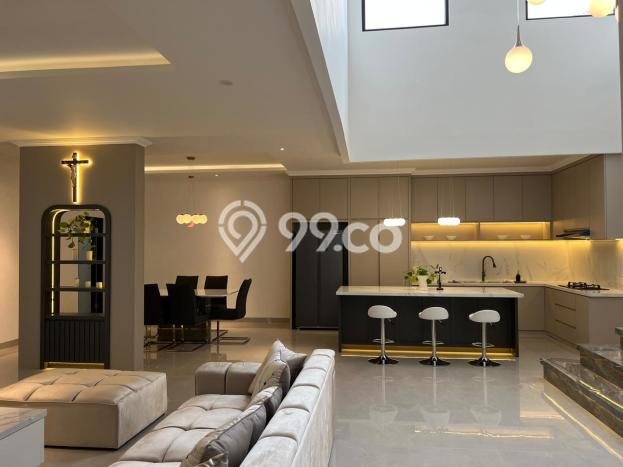 Jual Rumah Luas Elegan Dengan View Cantik di Alam Sutera, Tangerang Jual Rumah Luas Elegan Dengan View Cantik di Alam Sutera, Tangerang