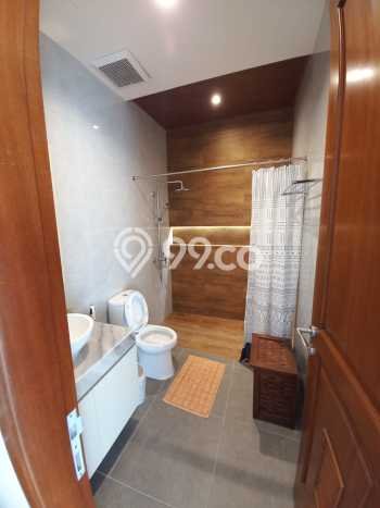 For Sale! Luxury House LT 221m2 Desain Modern di BSD Eminent For Sale! Luxury House LT 221m2 Desain Modern di BSD Eminent